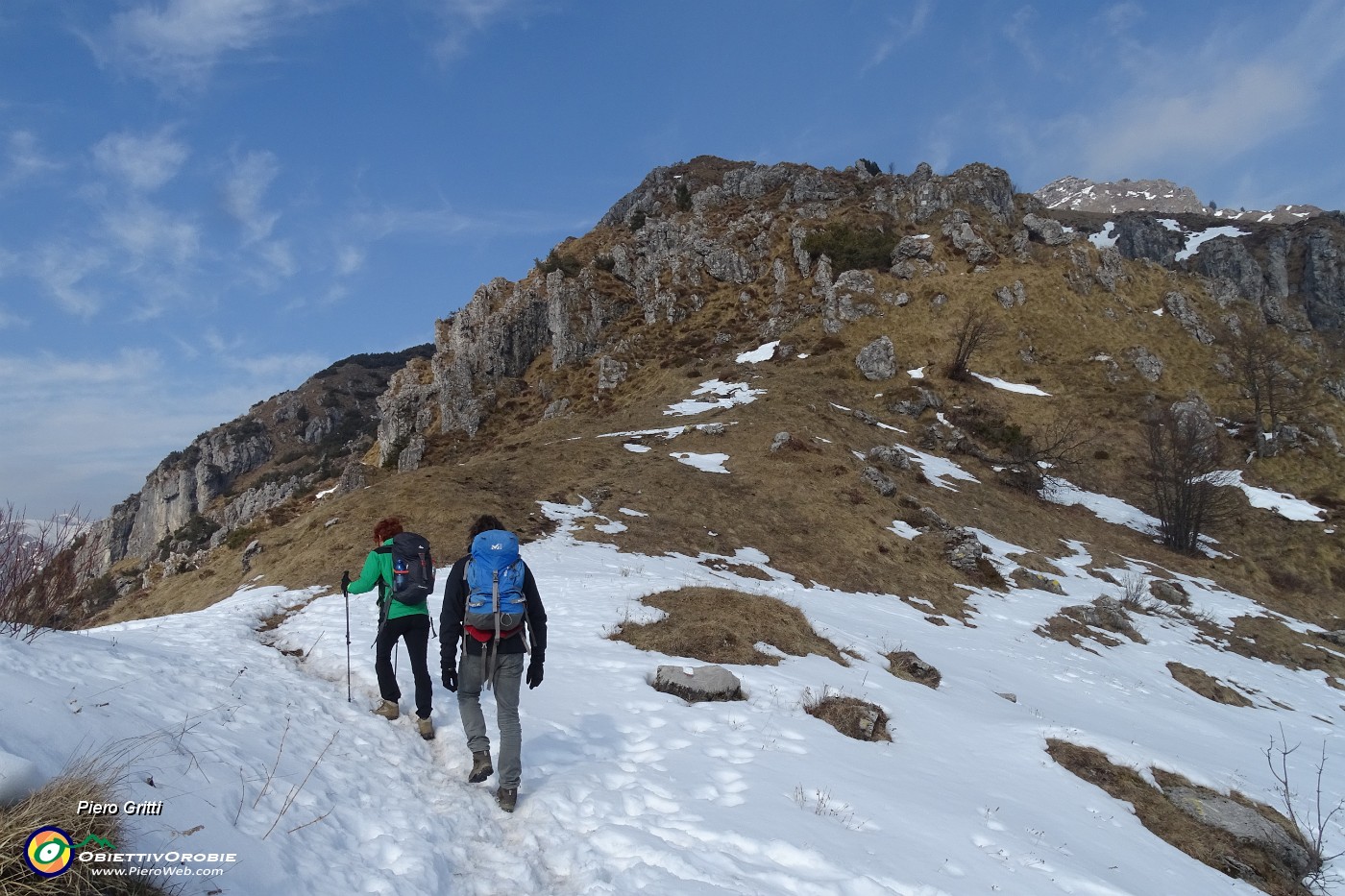 38 Dal Passo di Grialeggio evvai in Venturosa....JPG